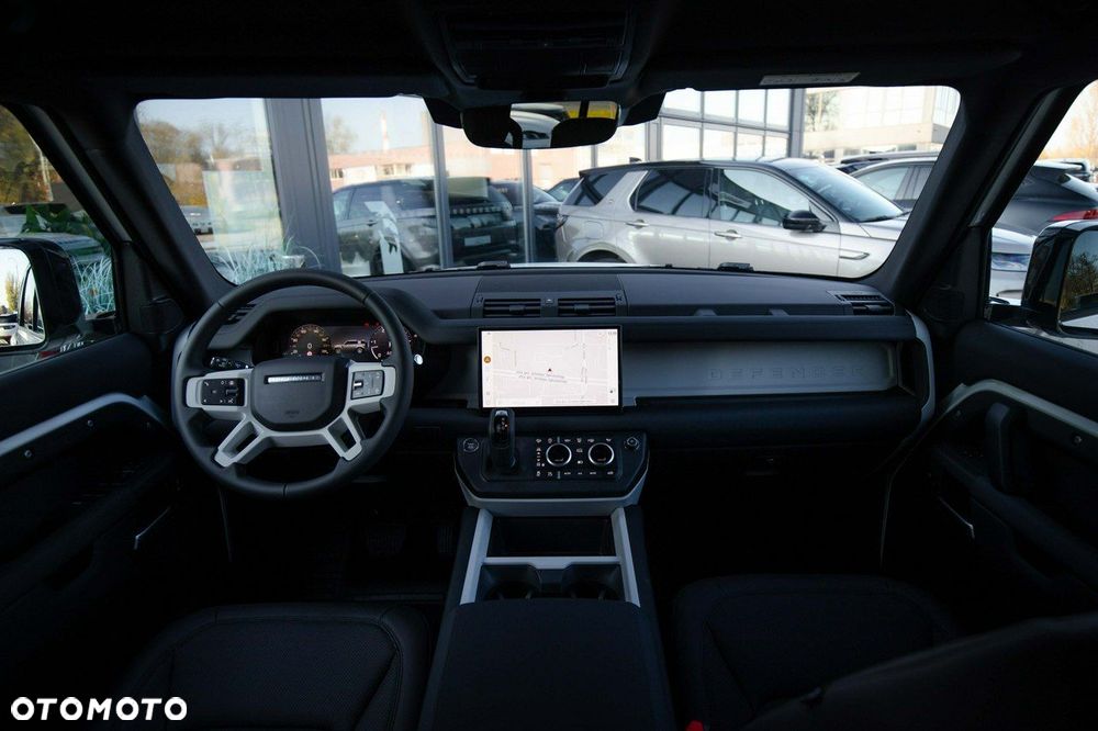 Land Rover Defender - 15