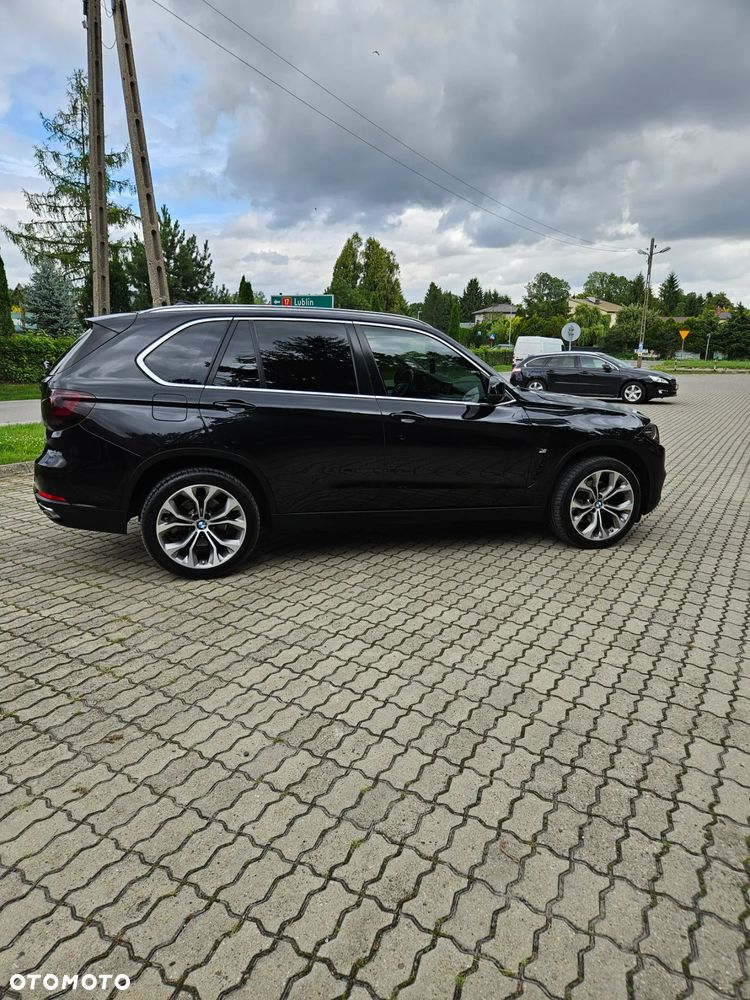BMW X5 xDrive40d - 17