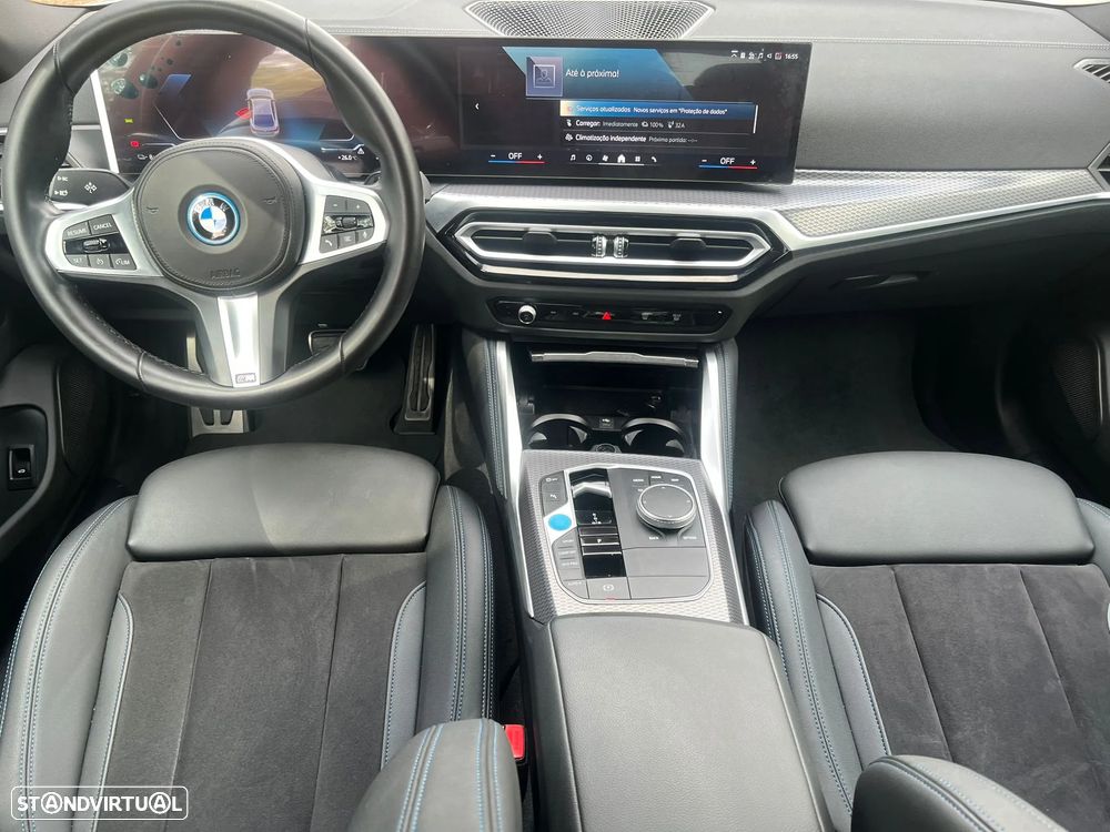 BMW i4 eDrive40 Edição Desportiva M - 55