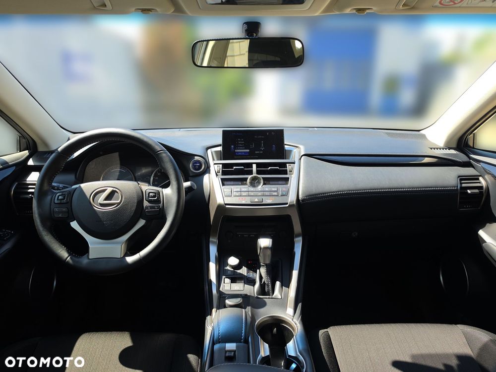 Lexus NX 300h Elite AWD - 10