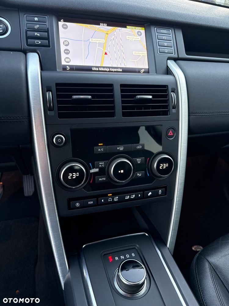 Land Rover Discovery Sport 2.0 D180 HSE - 29