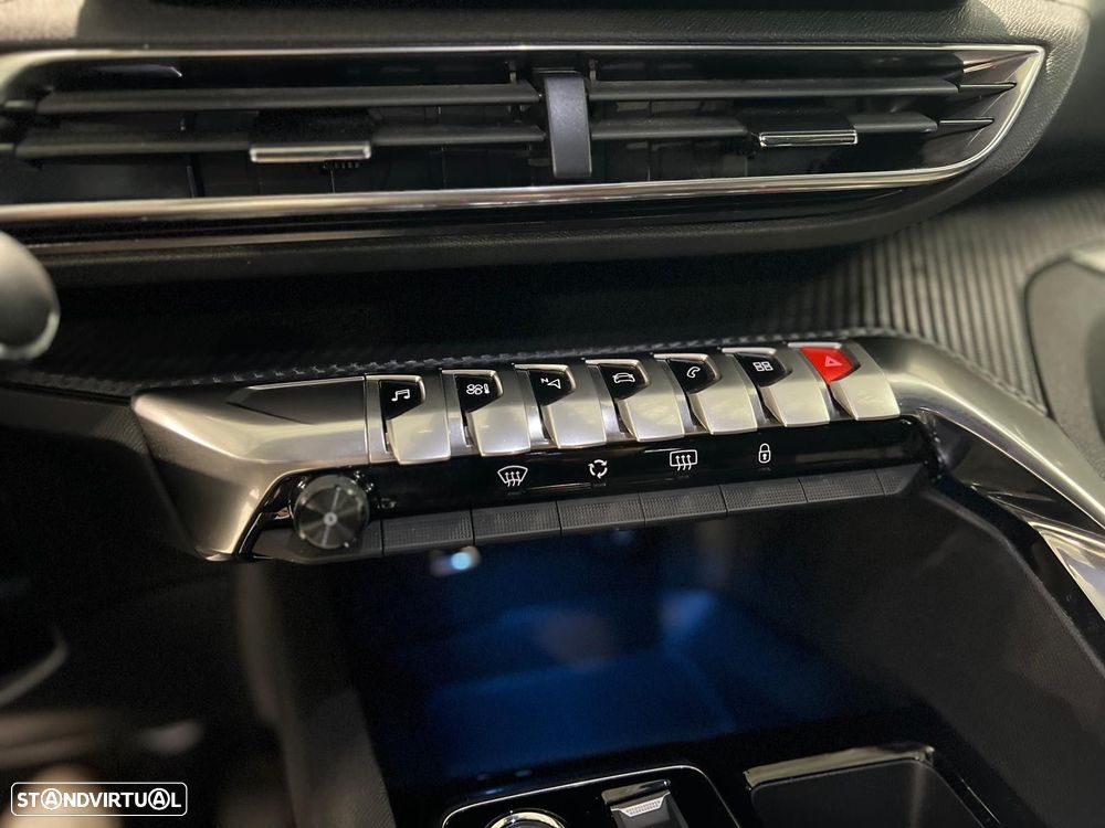 Peugeot 5008 1.5 BlueHDi Allure Pack EAT8 - 25