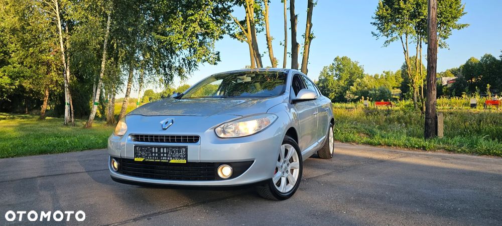 Renault Fluence 1.6 16V 110 Dynamique - 4