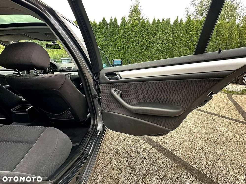 BMW Seria 3 - 14