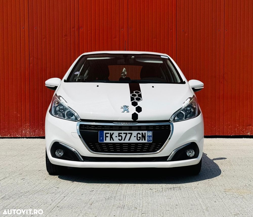 Peugeot 208 PureTech 82 Start & Stop Allure - 5
