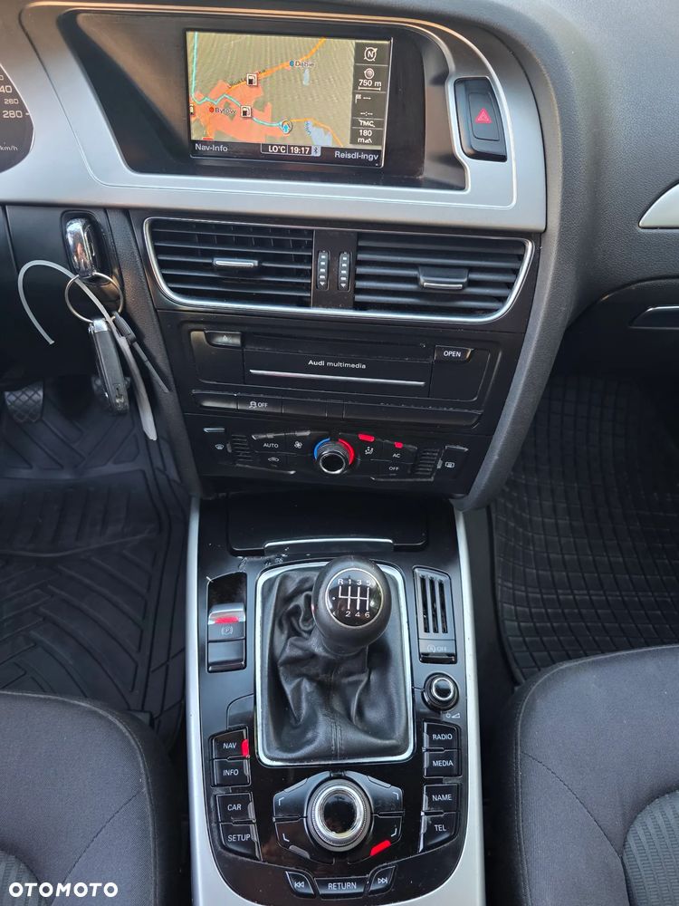 Audi A4 Avant - 35