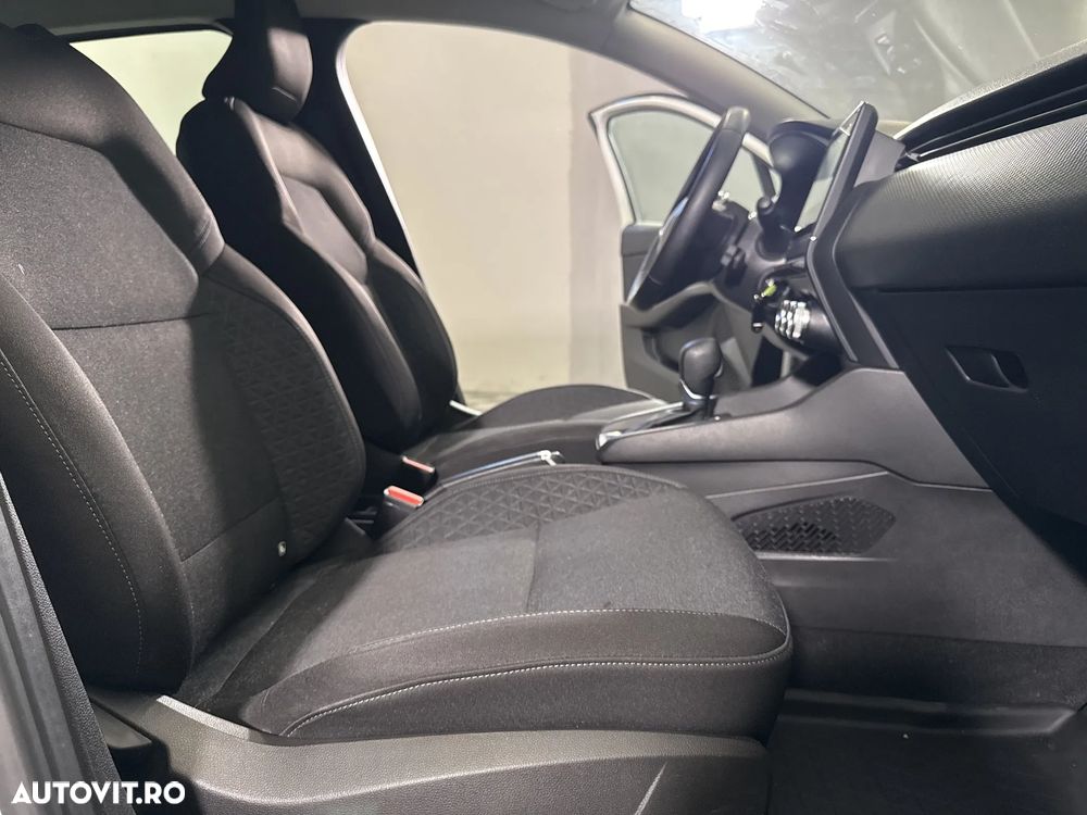 Renault Clio - 12