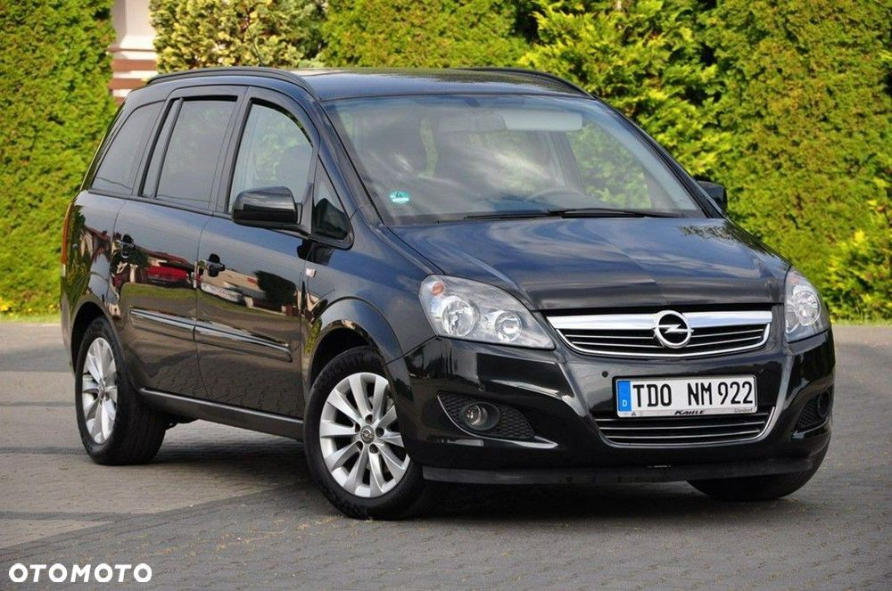 Opel Zafira 1.8 Cosmo - 9