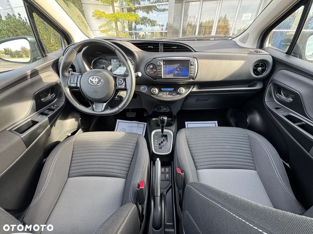 Toyota Yaris - 8