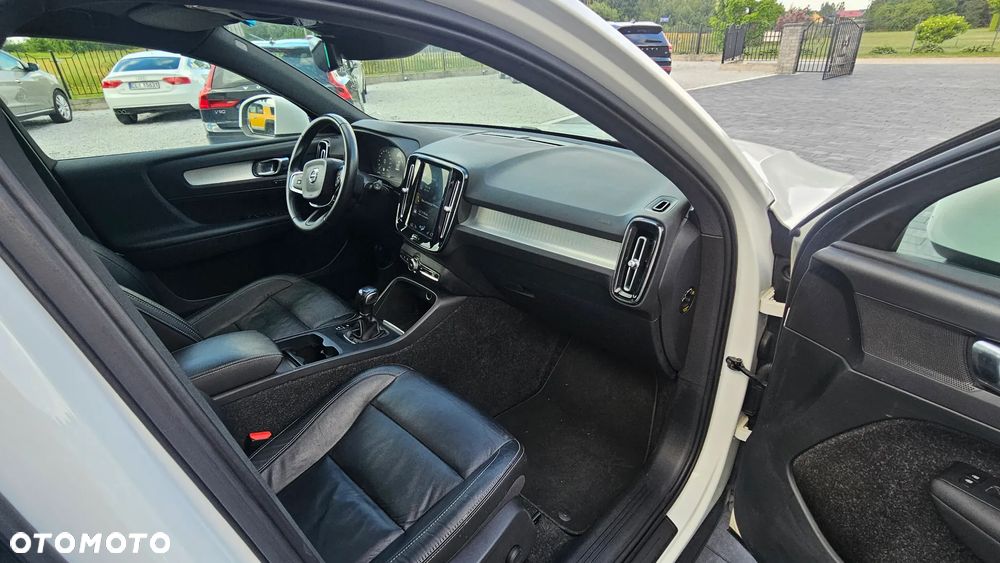 Volvo XC 40 - 11