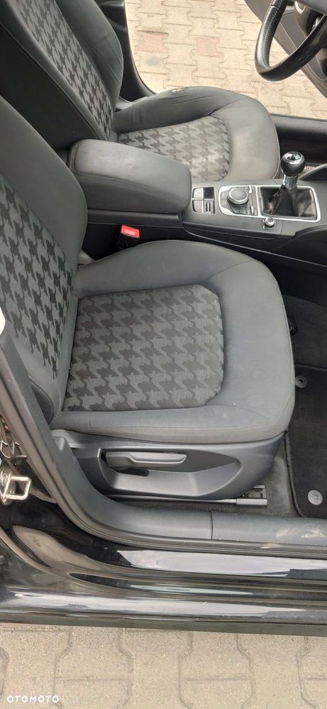 Audi A3 Sportback 1.6 TDI - 10