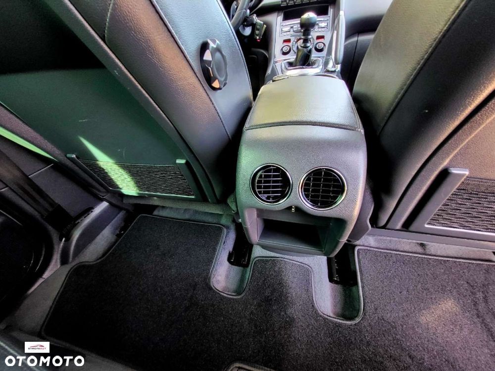 Peugeot 3008 - 24