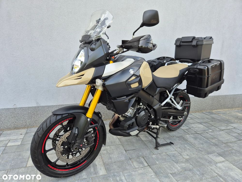Suzuki V-STROM - 12