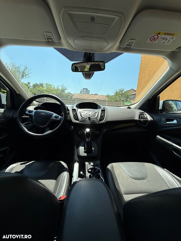 Ford Kuga 2.0 TDCi 4WD Powershift Titanium - 12