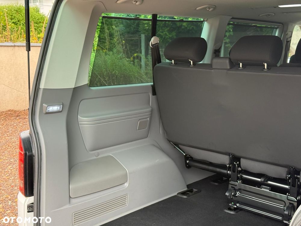 Volkswagen Caravelle 2.0 TDI L2 Highline DSG - 25