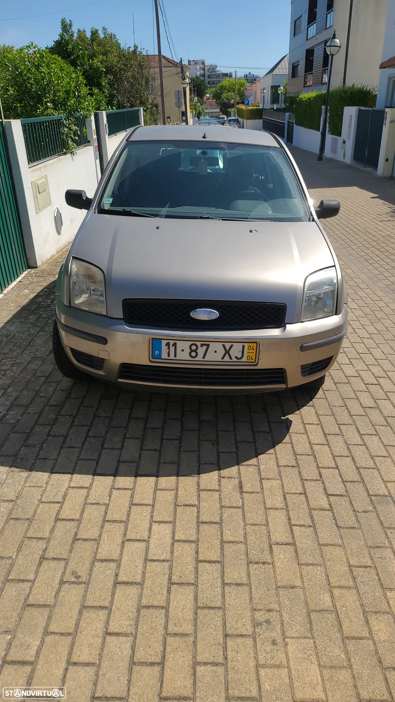 Ford Fusion - 2
