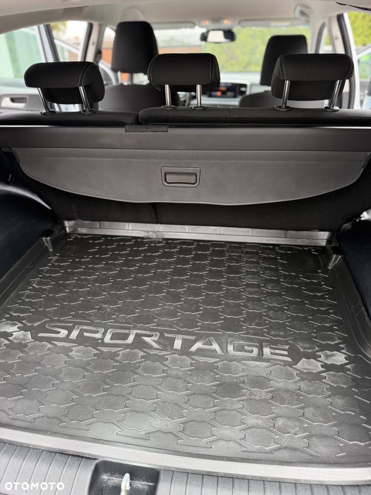 Kia Sportage 1.6 CRDI AWD Eco-Dynamics+ (48V M-H) DCT GT-Line - 8