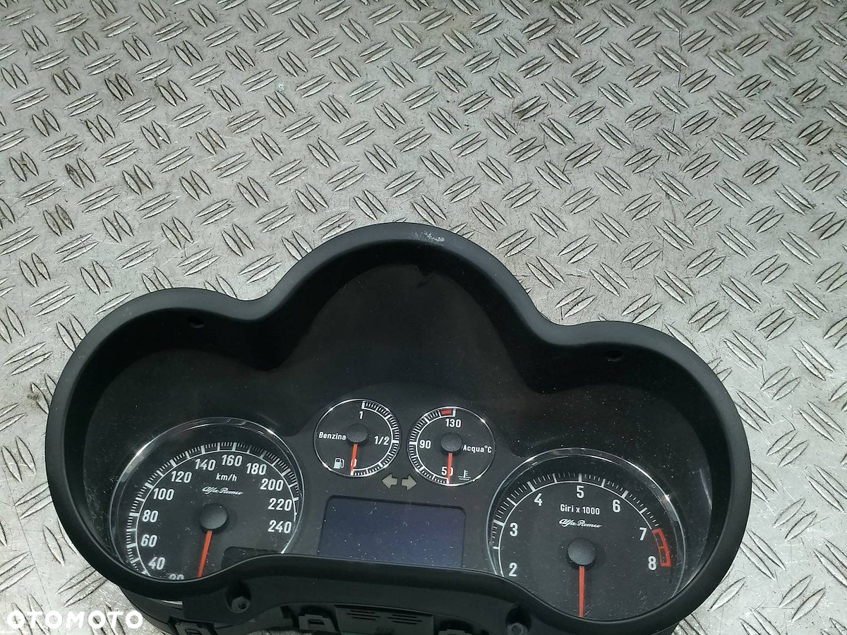 LICZNIK ALFA ROMEO 147 156071215 1.6 16V - 7
