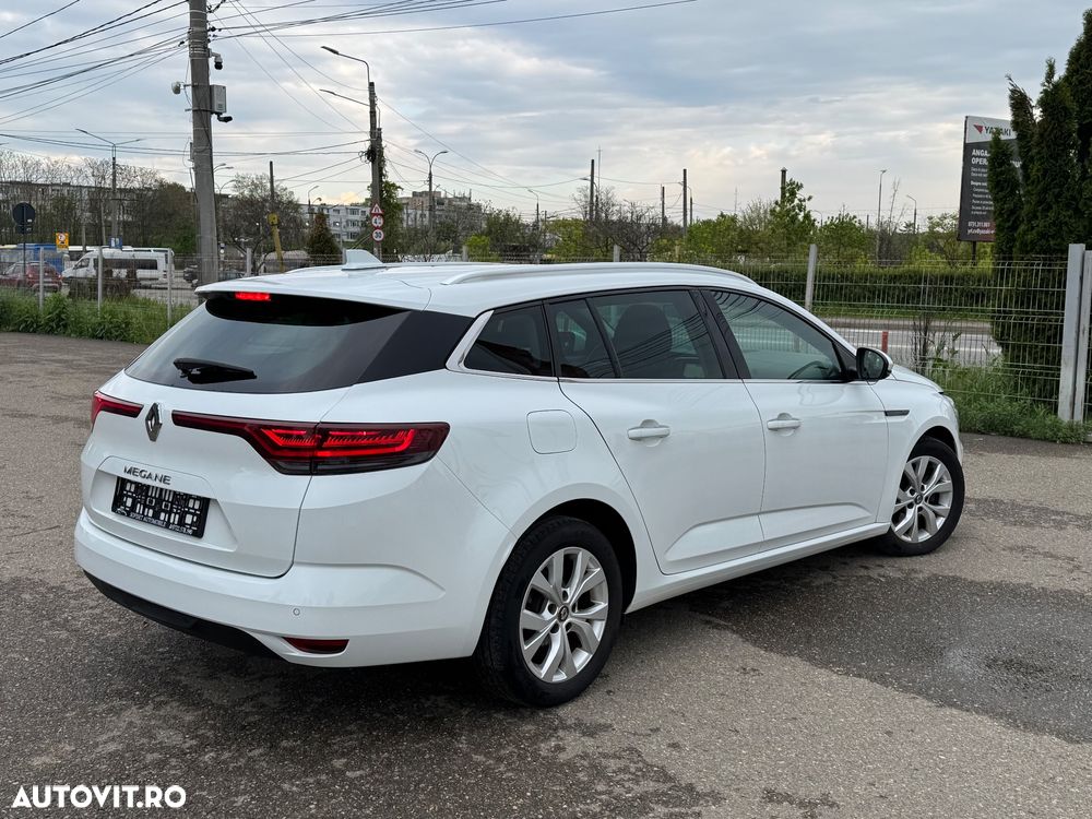 Renault Megane BLUE dCi 115 ZEN - 5