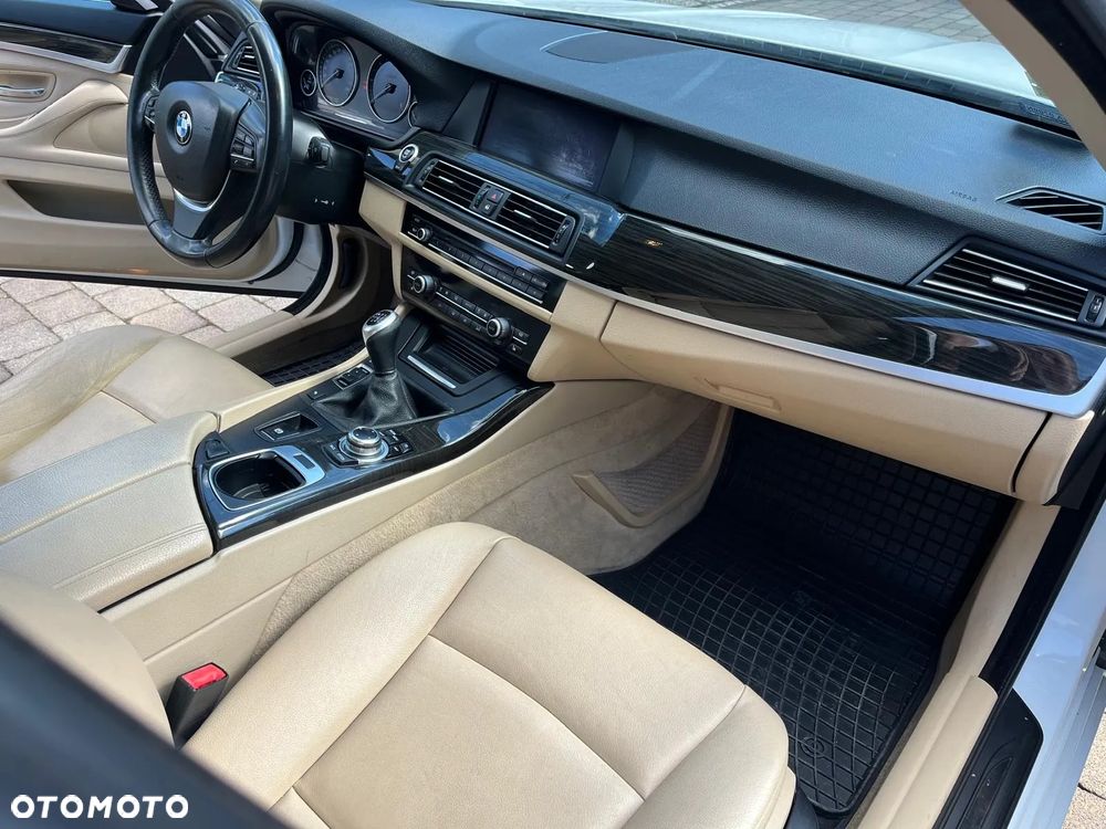 BMW Seria 5 530d - 16
