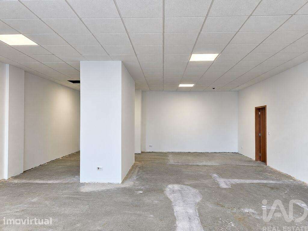 Loja / Estabelecimento Comercial em Cedofeita, Santo Ildefonso, Sé, Mi - Grande imagem: 2/6