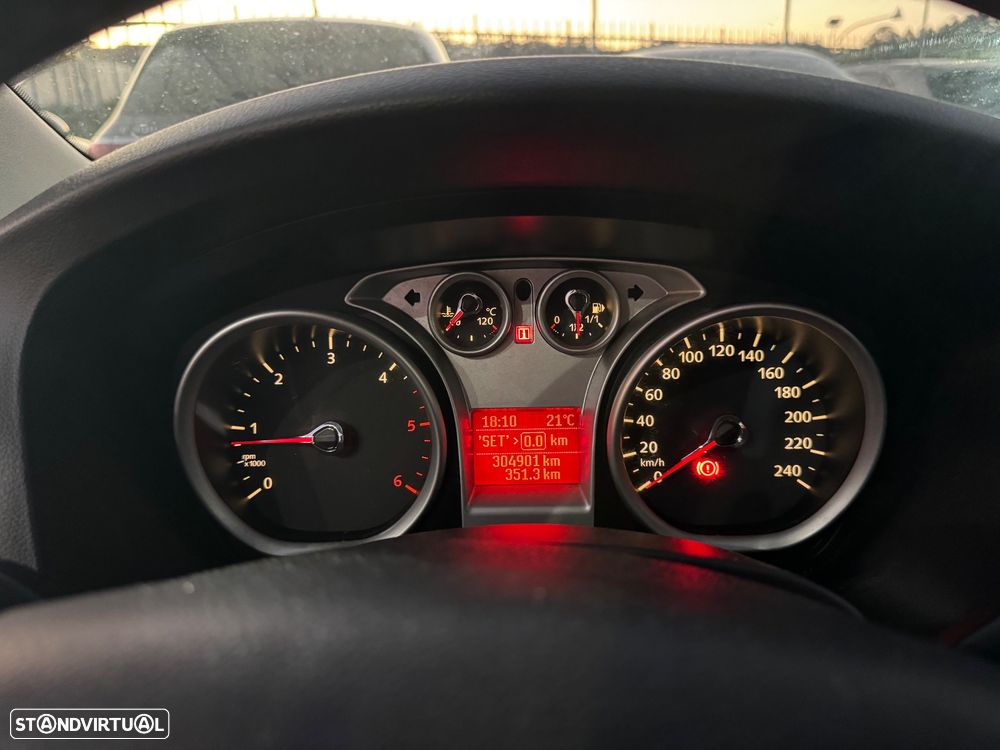 Ford Focus 1.6 TDCi ECOnetic - 17
