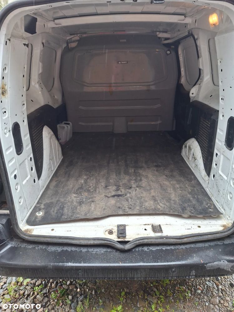 Citroën BERLINGO - 22