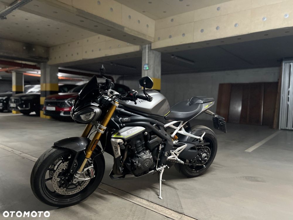 Triumph Speed Triple - 8