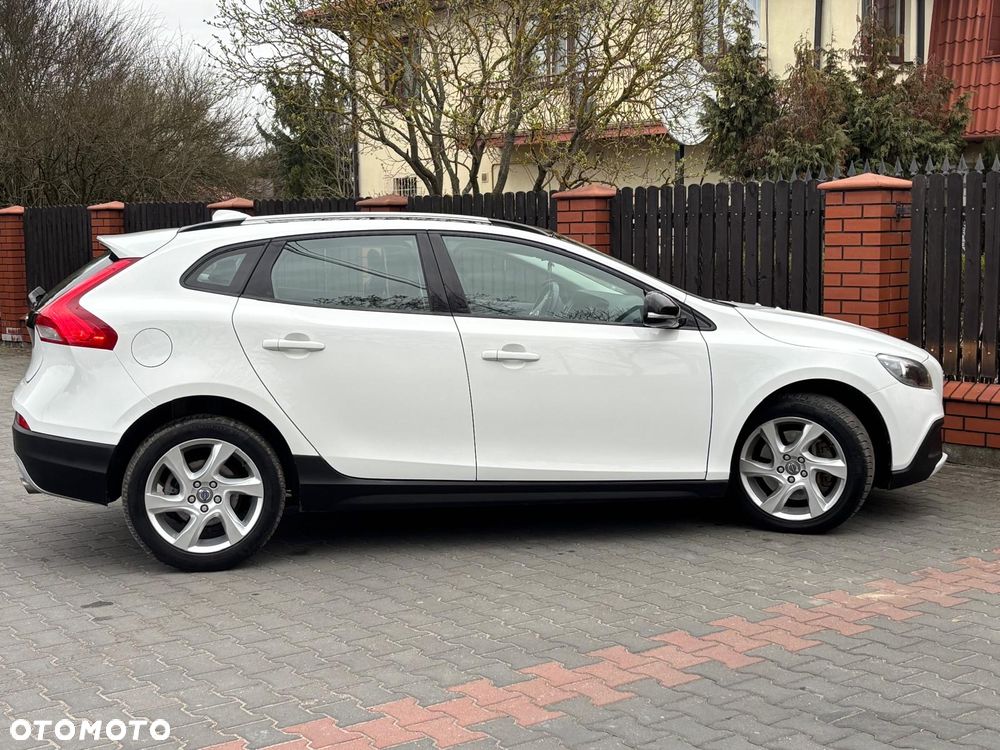 Volvo V40 D3 Ocean Race - 7