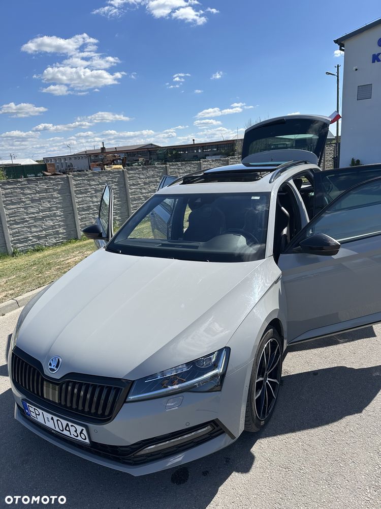 Skoda Superb 2.0 TDI SCR 4x4 Sportline DSG - 10