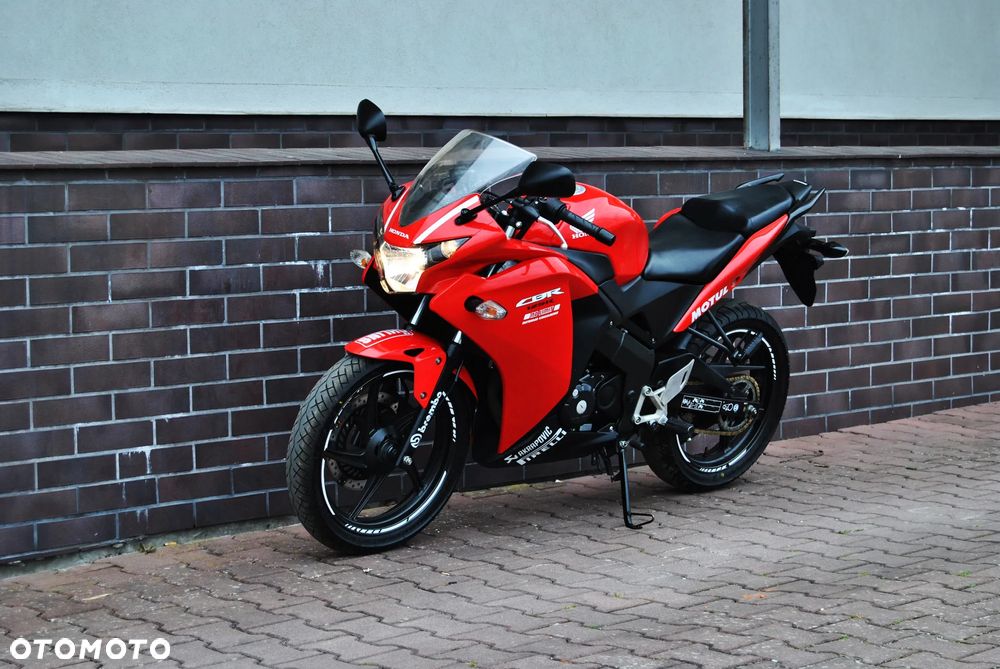 Honda CBR - 4