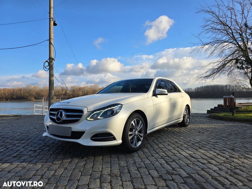 Mercedes-Benz E 300 BLUETEC - 1