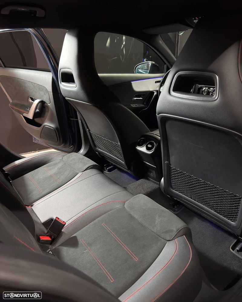 Mercedes-Benz A 250 e 8G-DCT AMG Line - 12