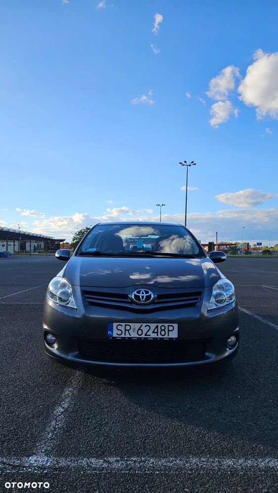 Toyota Auris 1.6 Premium - 3