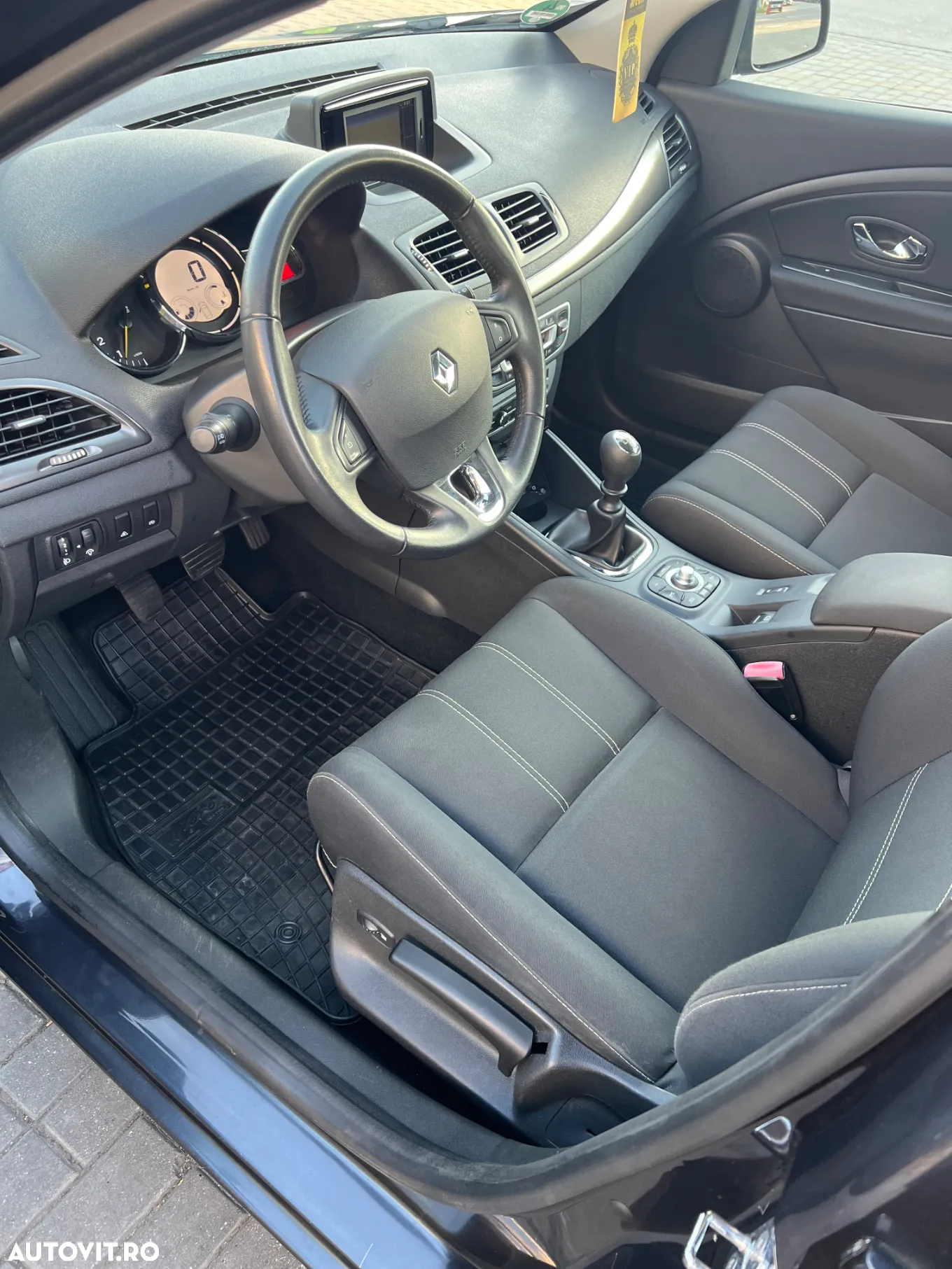 Renault Megane - 11