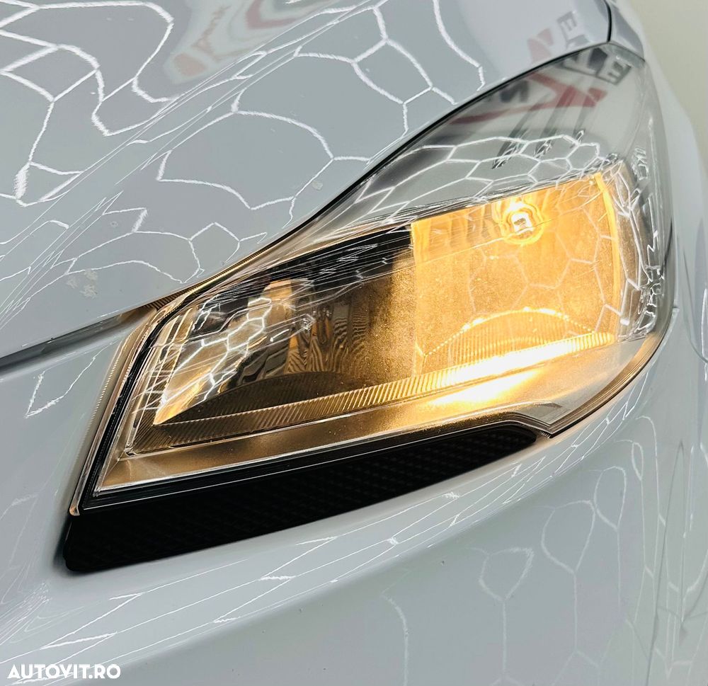 Ford Kuga 2.0 TDCi 4x4 Trend - 11