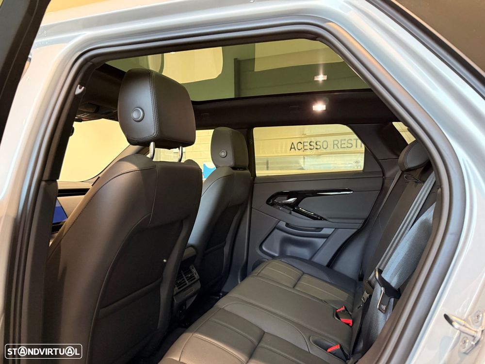 Land Rover Range Rover Evoque 1.5 P270e AWD S Auto - 9