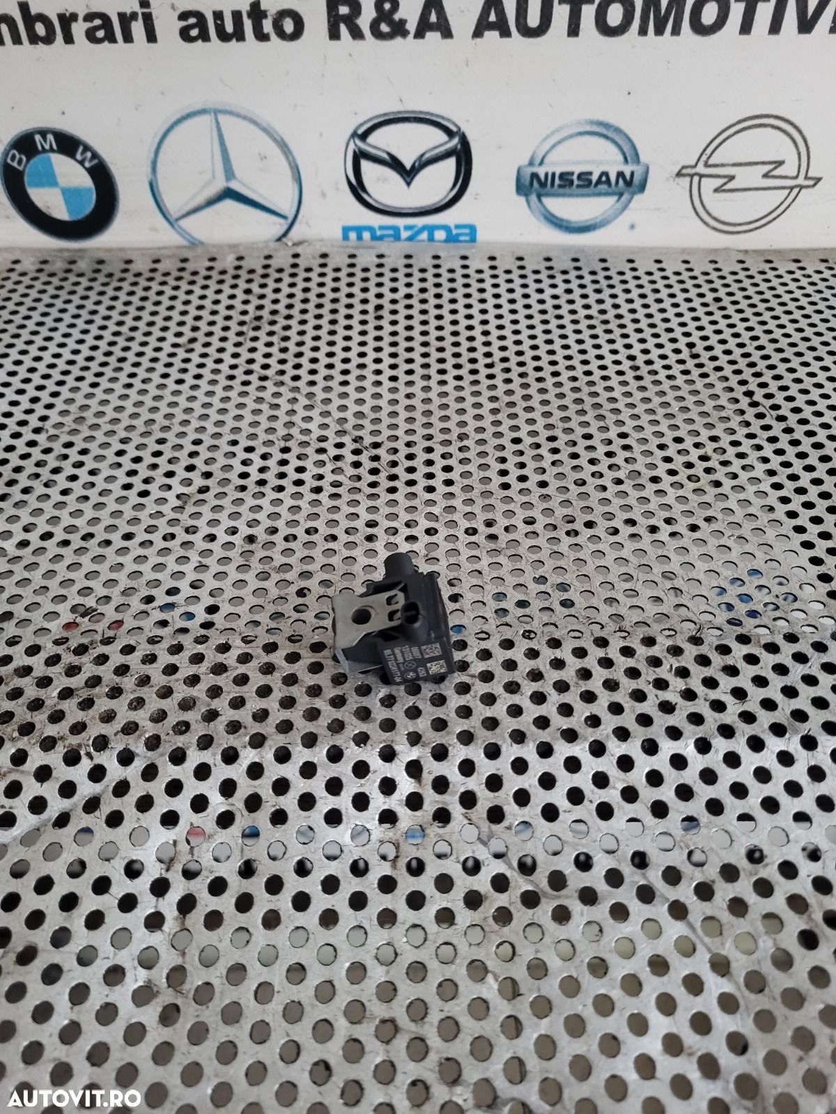 Senzor Impact Bmw F10 F11 F06 F07 F12 F13 X5 X6 F15 F16 Etc. Cod 9224177 Dezmembrez Bmw F10 F11 LCI M Paket Cod Motor N55B30 3.0 3.5 4.0 Benzina An 2012-2013-2014-2015-2016-2017 - 1