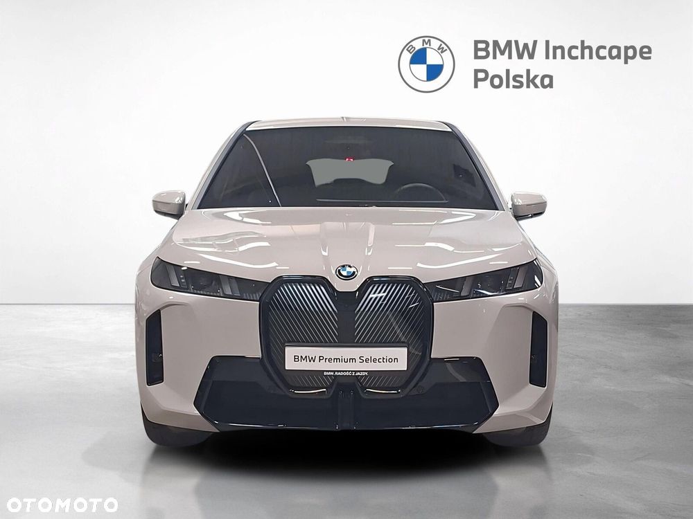 BMW iX xDrive45 100.6kWh - 9