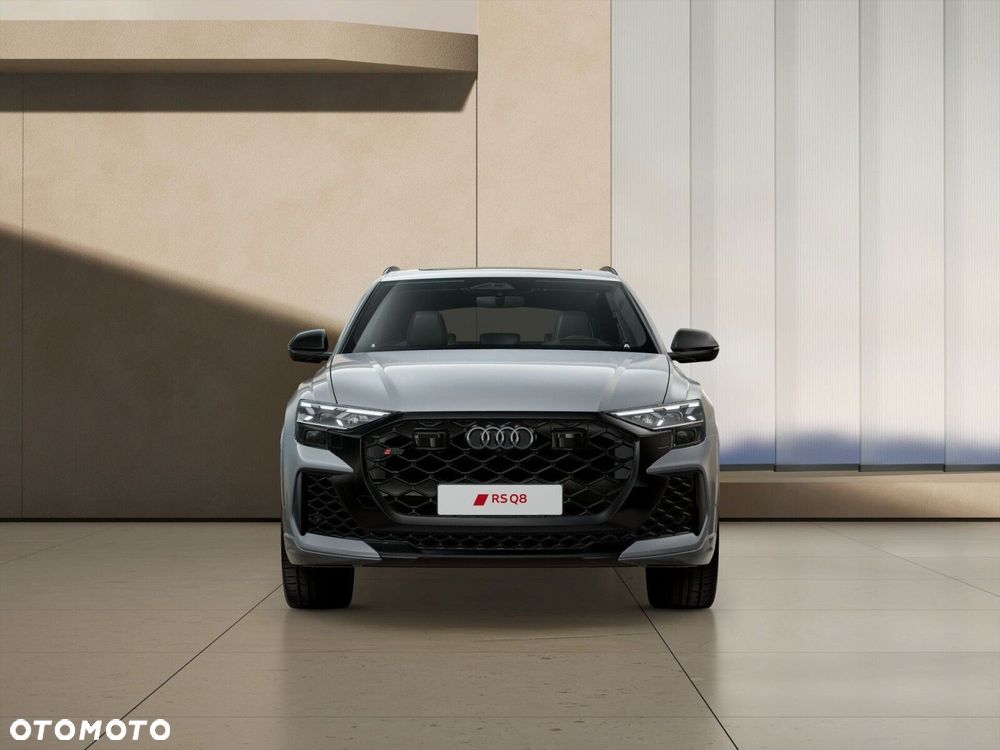 Audi RS Q8 - 4