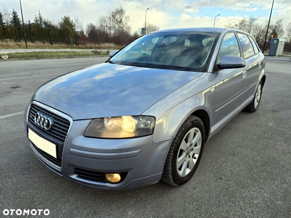 Audi A3 Sportback 2.0 TDI quattro Attraction - 24