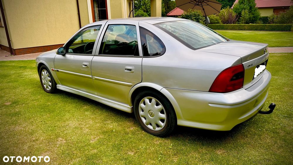 Opel Vectra 2.0-16 CDX - 6