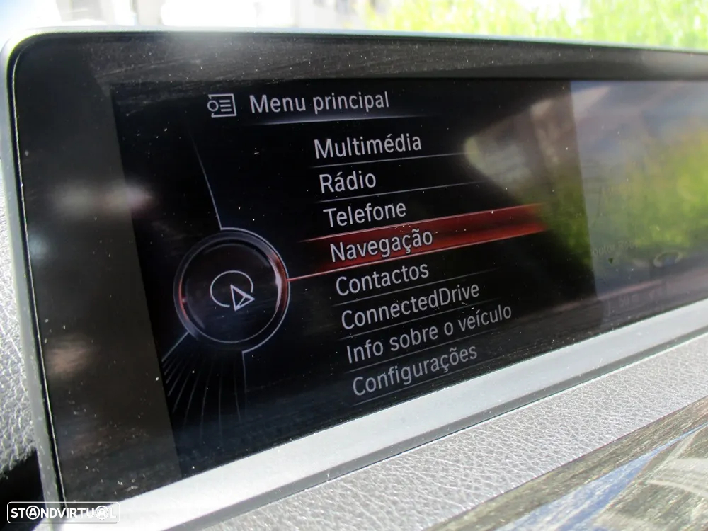 BMW 318 d Auto Exclusive - 16