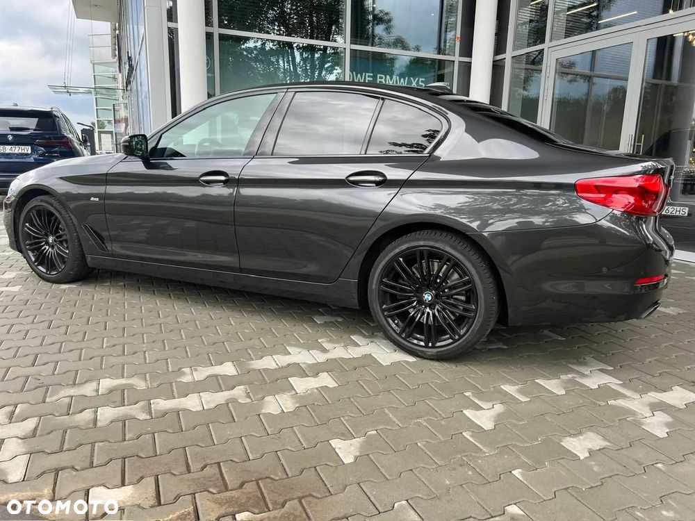 BMW Seria 5 540i xDrive GPF Luxury Line sport - 13