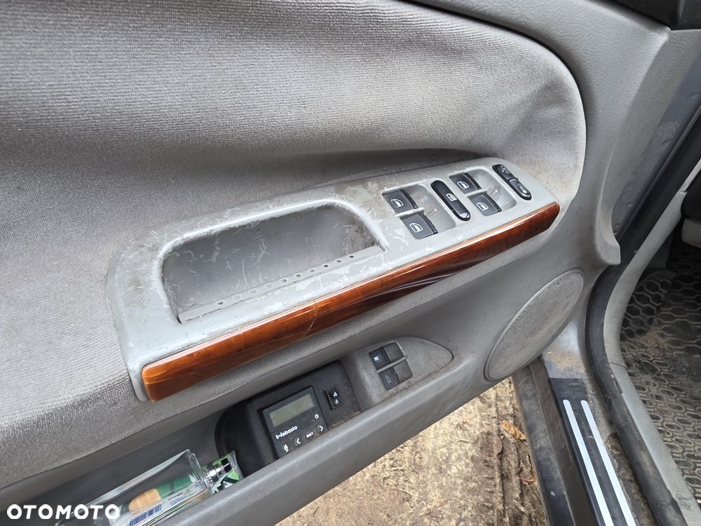 Volkswagen Passat - 6