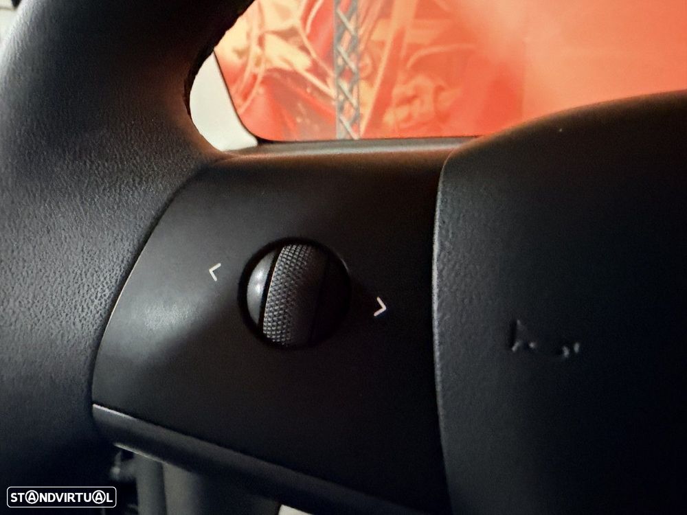 Tesla Model 3 Long-Range RWD - 13
