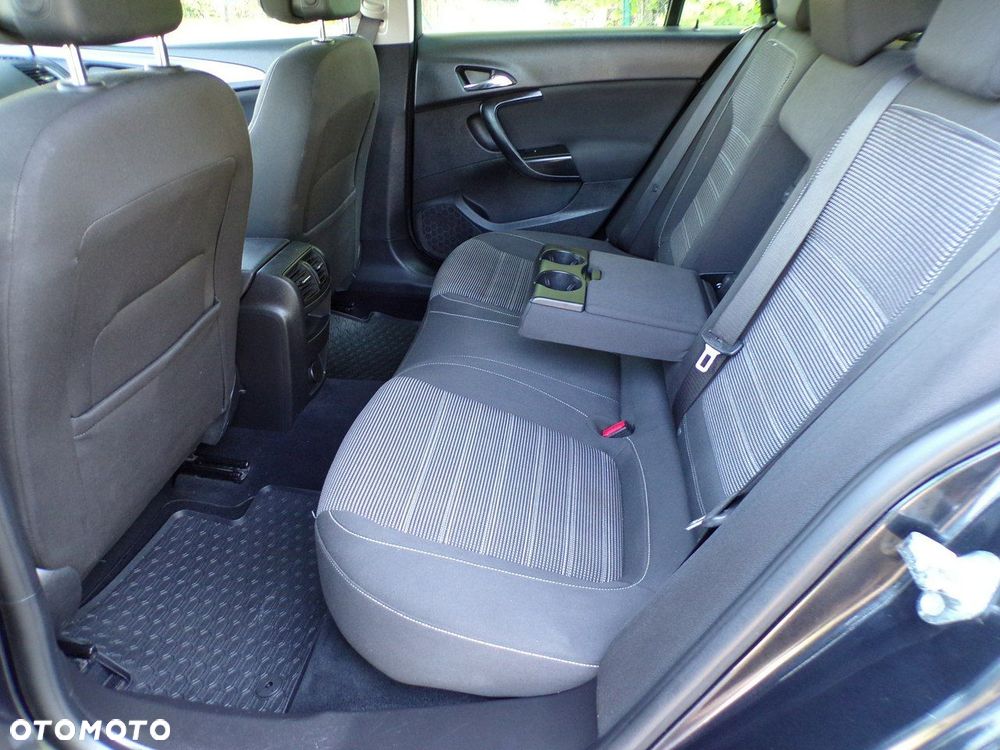Opel Insignia - 29