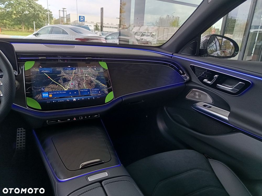 Mercedes-Benz Klasa E - 19