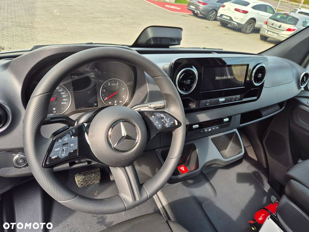 Mercedes-Benz Sprinter 519 CDI OM654 - 11
