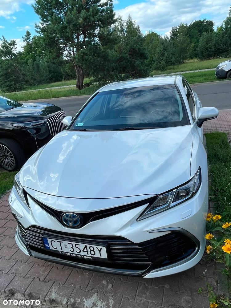 Toyota Camry 2.5 Hybrid Comfort CVT - 2